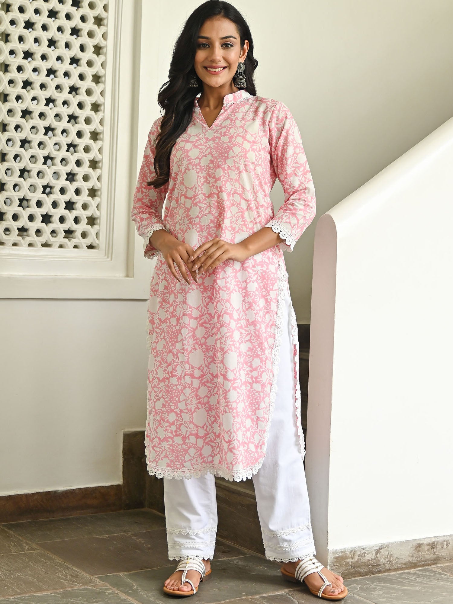 Women Pink & Red Straight Checked Printed Kurta And Skirt Set main image 1