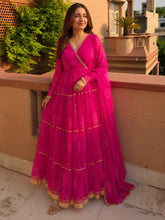 Pink Bhandhej Anarkali