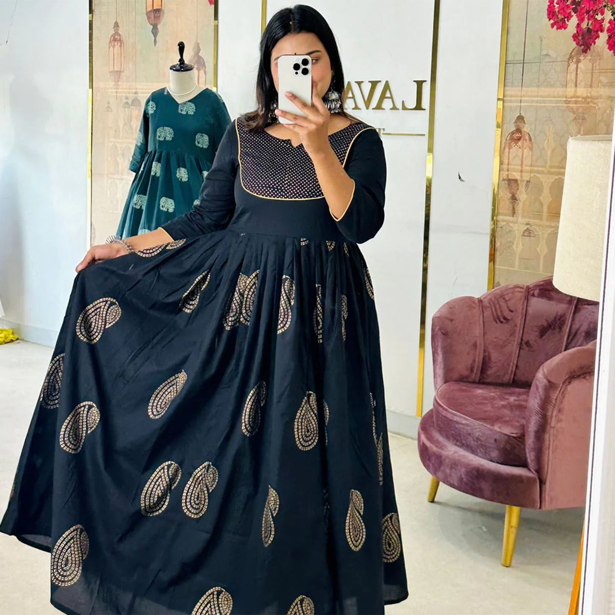 Saree Reuse Ideas|Reuse Old Saree| latest kurti Design|Designer  Anarkali/Gown/kurti from saree/ashi - YouTube