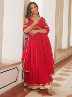 RED PAISLEY ANARKALI