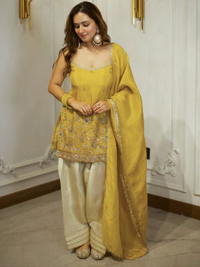 GOLDEN & IVORY PATIYALA SET