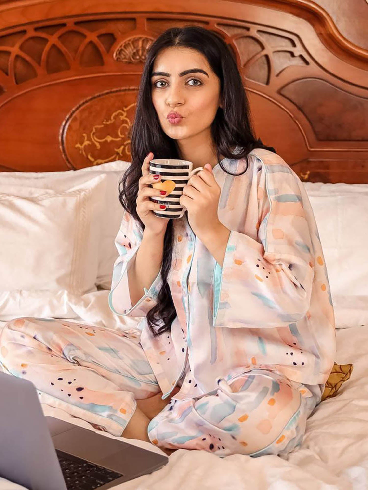Watercolor Satin Collar Nightwear Set