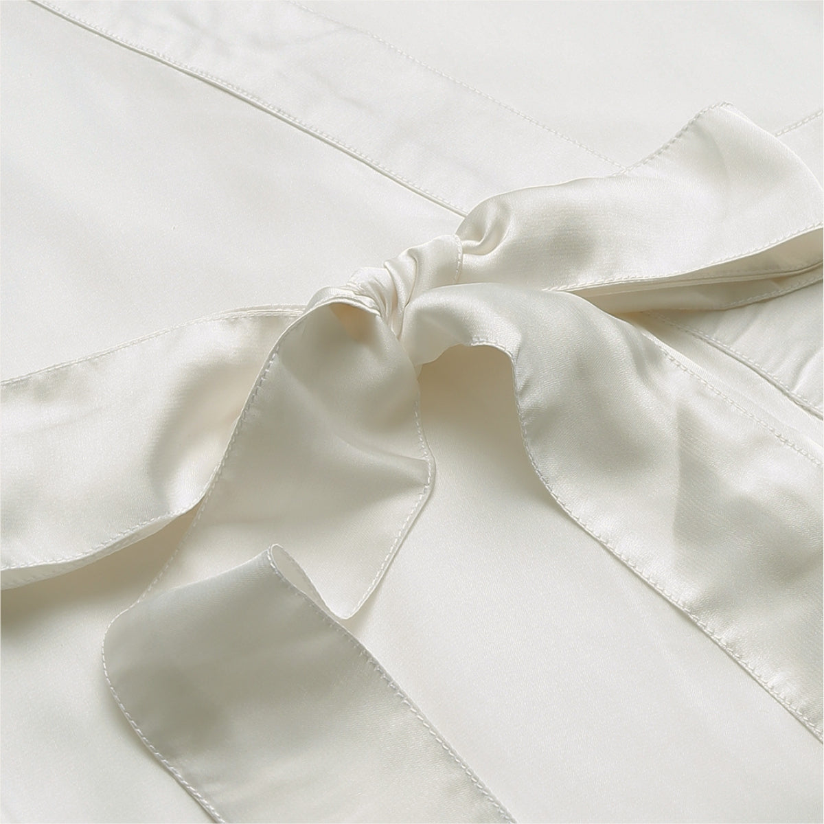 Bride Embroidered White Silk Robe