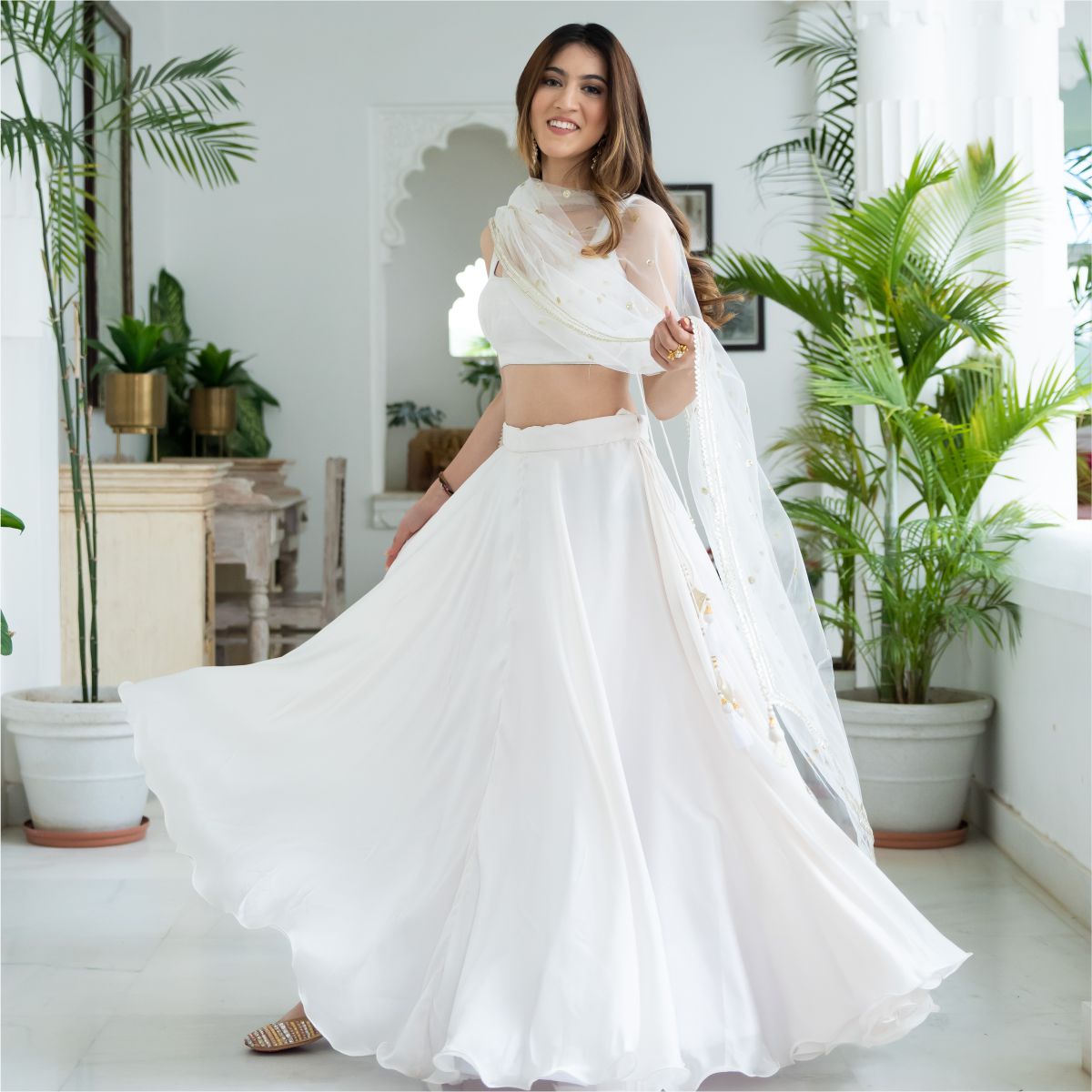 21+ Brides Who Wore White Outfits On Their Haldi Ceremony | Haldi outfit, Haldi  outfit for bride, Cute prom dresses