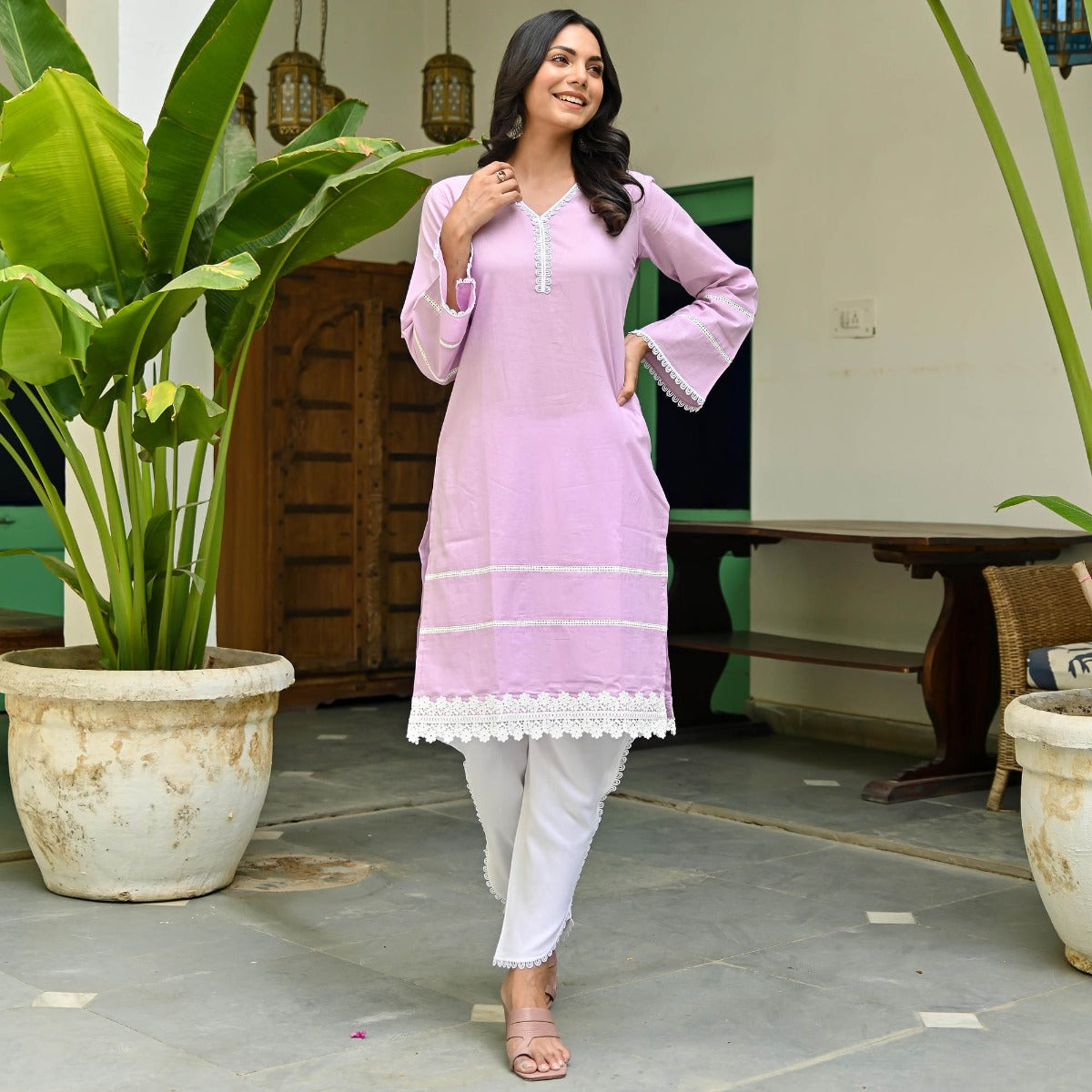 Violet colour long kurti with designs of matching buttons | Combination  dresses, Pakistani kurti designs, Pakistani dress design