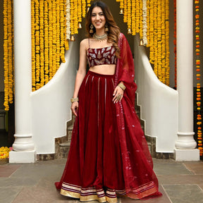 Maroon, Cream & Gold Maroon & Earthy Gold Lehenga Set by HER CLOSET for  rent online | FLYROBE